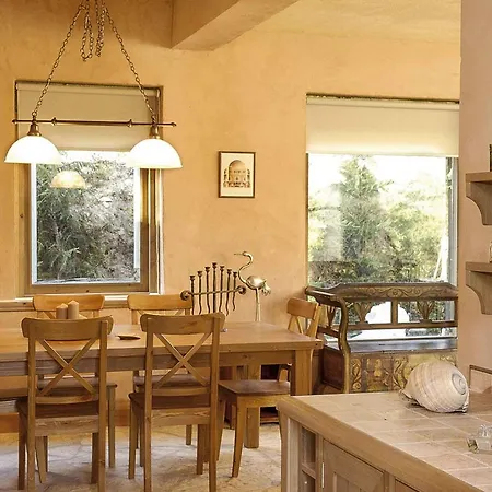 Mounty Island Avra-calma Villa Lazaráta