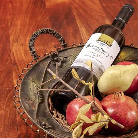 Mounty Island Avra-calma