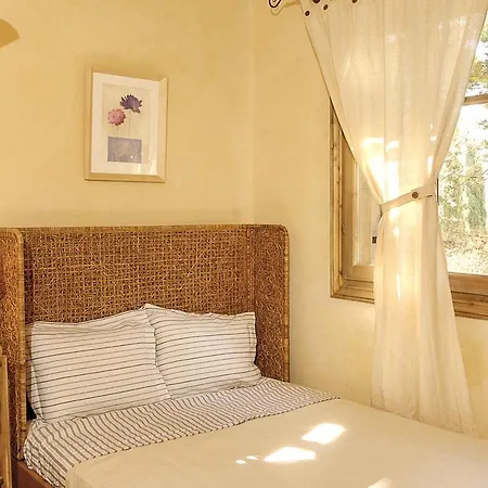 Vilă Mounty Island Avra-calma Lazaráta