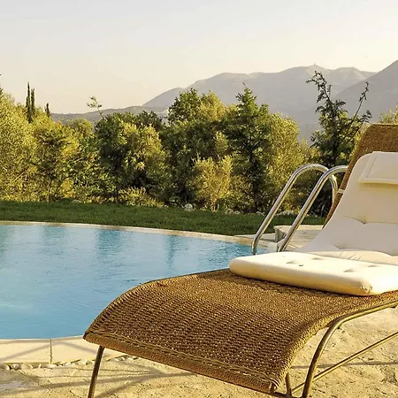 Mounty Island Avra-calma Vilă Lazaráta